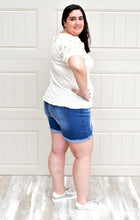 Load image into Gallery viewer, Tracy Distressed Shorts
