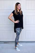Load image into Gallery viewer, The Buttery Soft Leggings- Black and White

